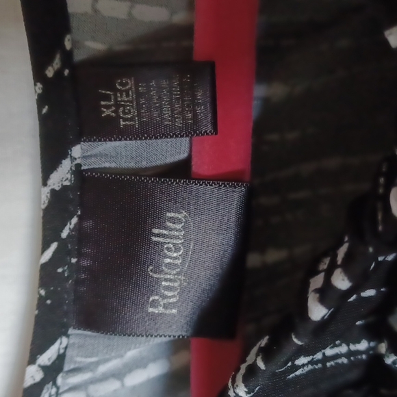 Rafaella Pantsuit, Black & White,  stretchy - Picture 4 of 6